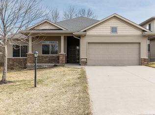 3223 Kelsey Ln, Coralville, IA 52241