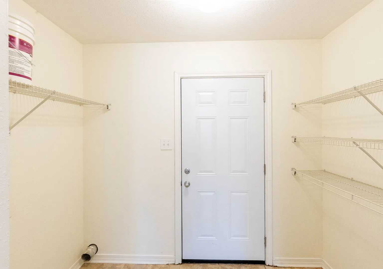 3 Bedroom 2 Bath - D'Iberville — Photo 4