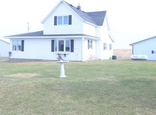 7869 SW 108th St, Ellendale, MN 56026