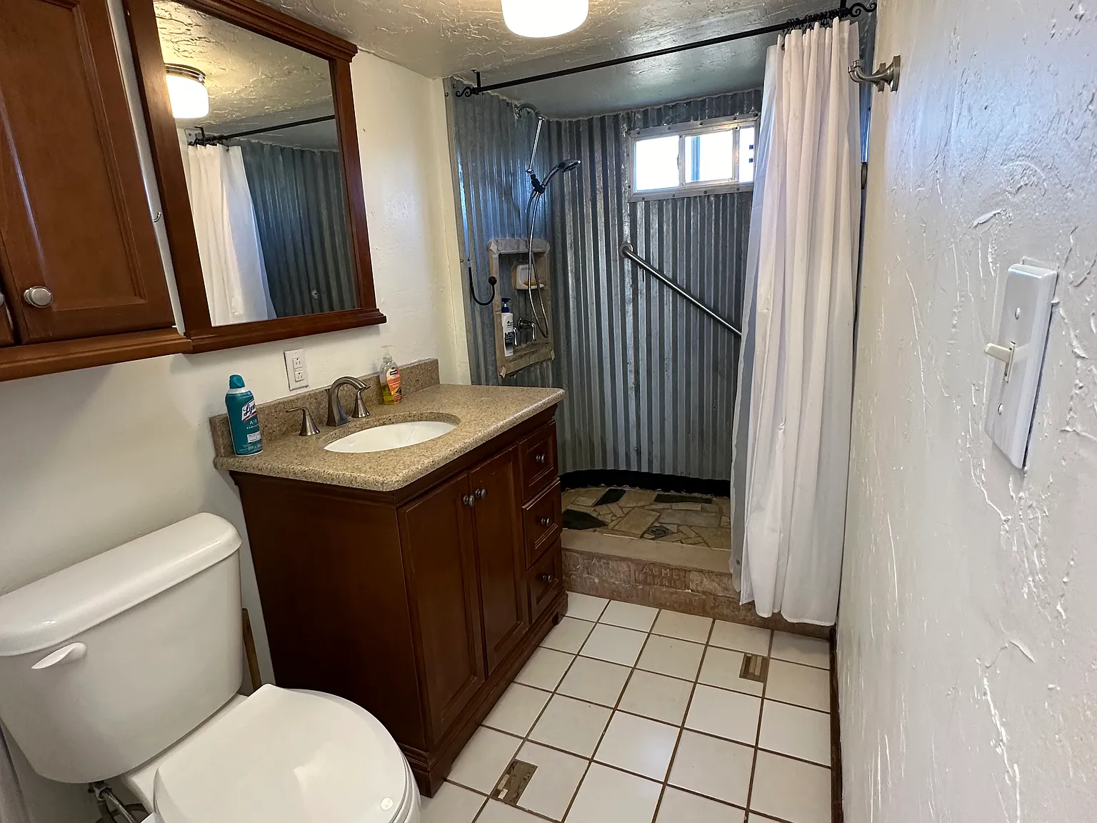 Studio, 450 sqft, $975 — Photo 3
