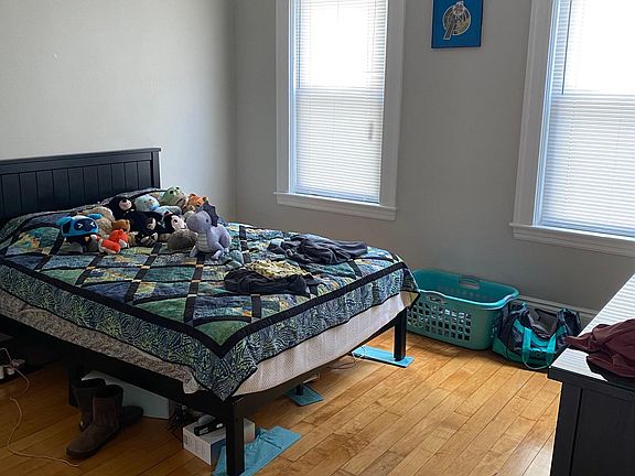 5th image of 36 Saunders St