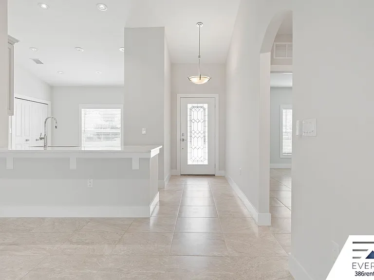22 Woodlyn Ln — Photo 5
