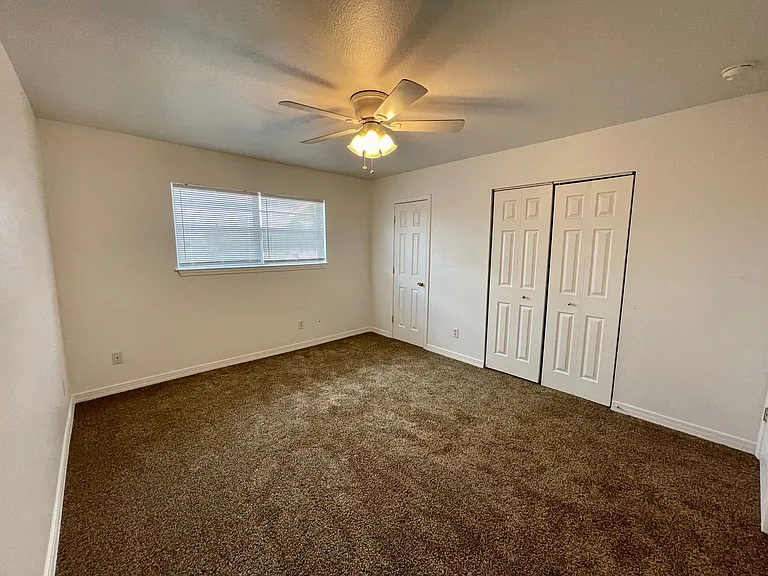 Alpine Circle Apartments — Photo 9