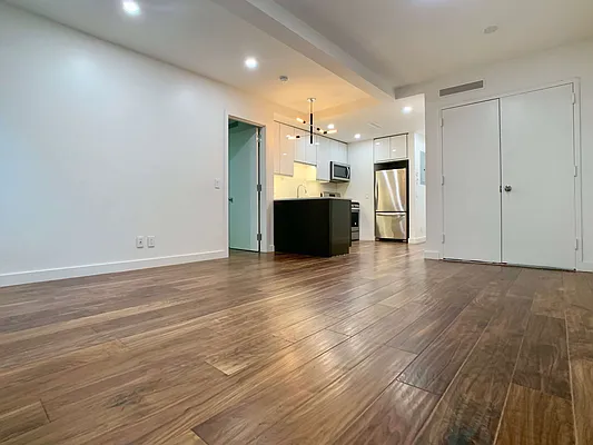 Rented by Building Equity Real Estate LLC | media 11