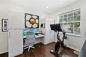 SW 27th Ct — Photo 10