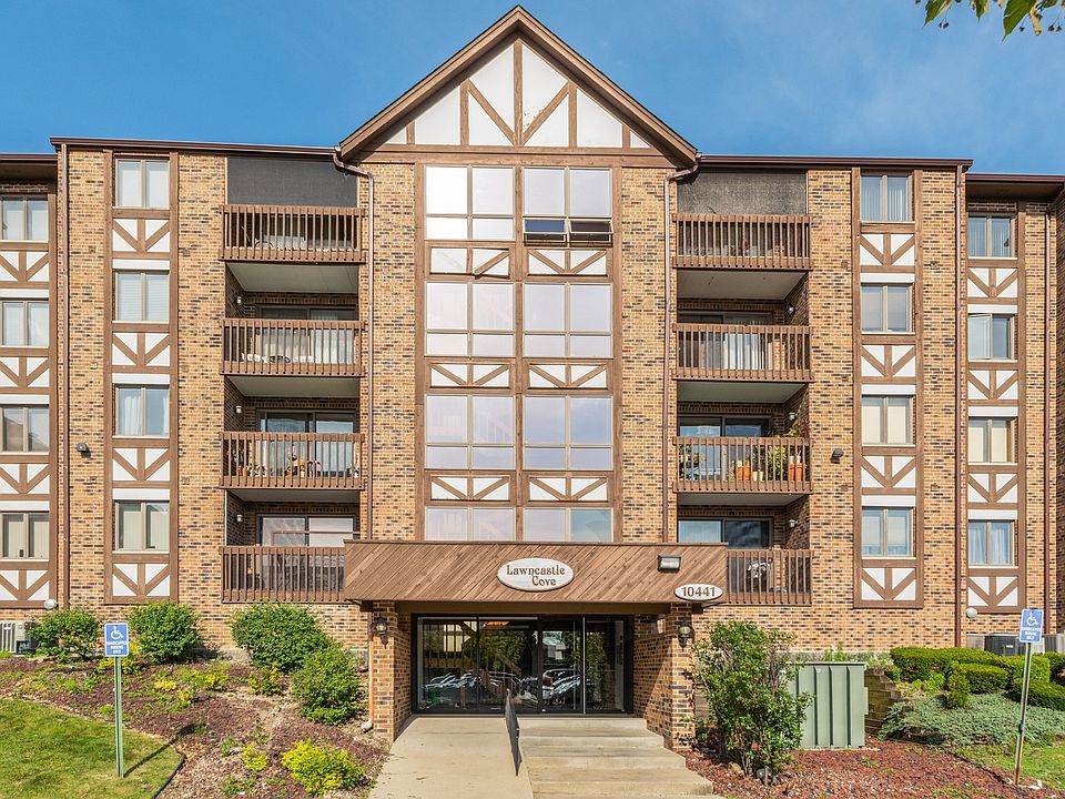 1st image of 10441 Circle Dr APT 26C