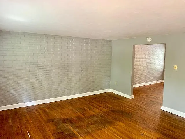 220 Silver Mine Rd — Photo 5
