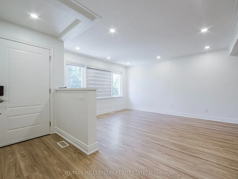 1285 Rebecca St — Photo 11