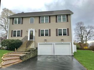 62 Highland St, Cranston, RI 02920