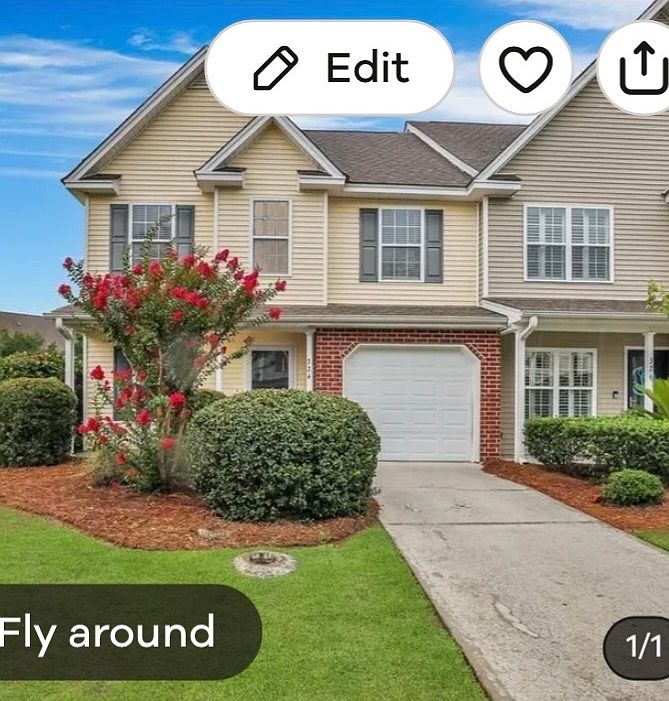 1st image of 324 Gallery Way #324