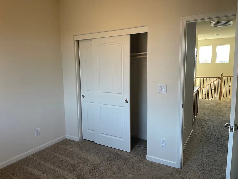 1009 Arbor Rd — Photo 12