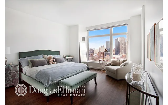 Sold by Douglas Elliman | media 3