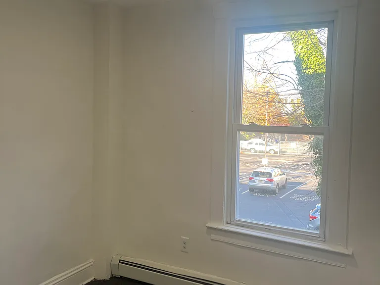 1117 Hampton Pl #2 — Photo 14