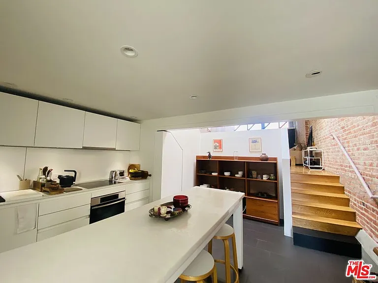 1312 Pacific Ave — Photo 6