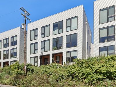 2102 Willey Ave, Cleveland, OH, 44113