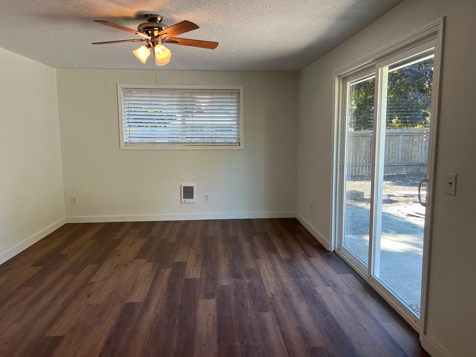 3 bed, 1488 sqft, $2,800 — Photo 4