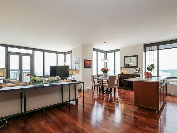 4th image of 10 City Pl APT 23D