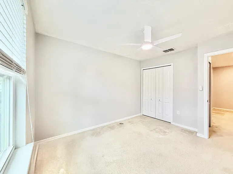 3824 Exeter Ln #1 — Photo 36