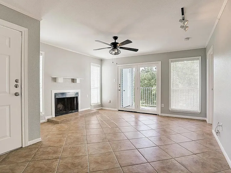 18617 Egret Bay Blvd #1001 — Photo 2