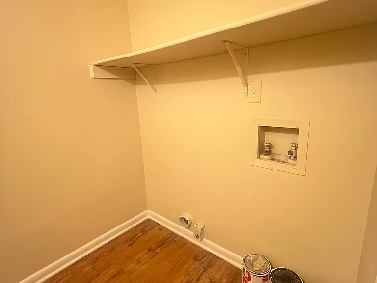 3260 Highpoint Ct — Photo 5