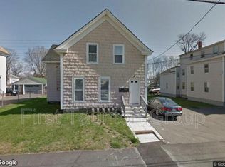 54 E Walnut St APT 1, Taunton, MA 02780