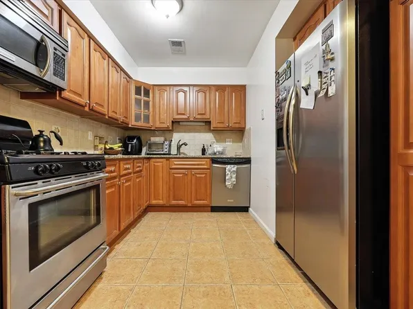 4401 Smith Avenue image 3 of 24