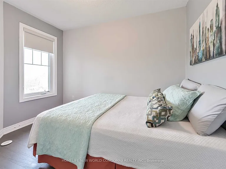 101 Dundas Way — Photo 6