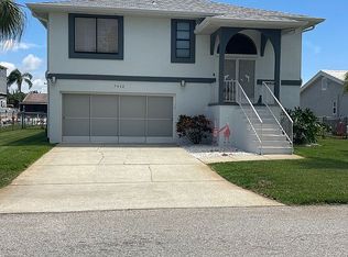 7412 Yachtsman Dr, Hudson, FL 34667