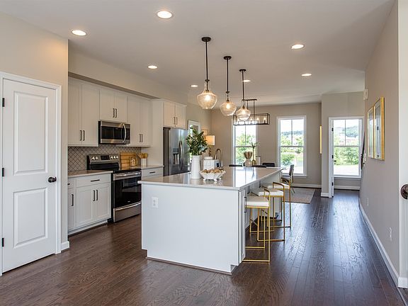 5th image of 3496 Monterey Dr #37B