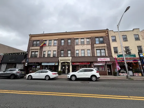 276 Morris Ave #3, Elizabeth, NJ 07208