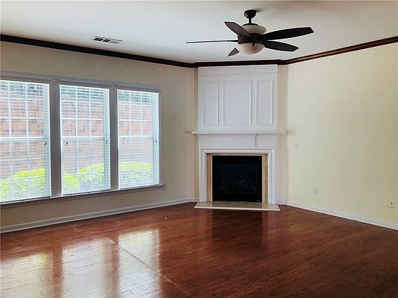 2nd image of 175 Finchley Dr