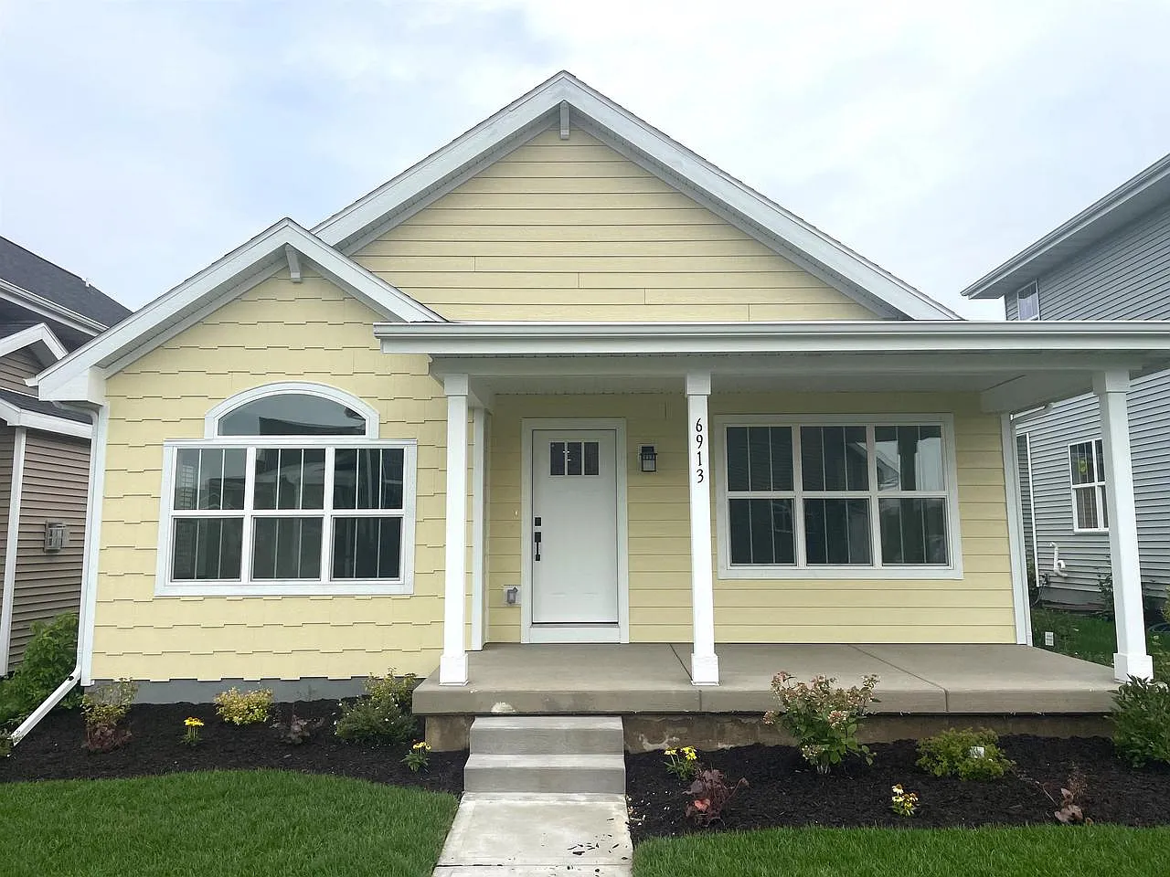 6913 Spotted Sandpiper Street photo 1