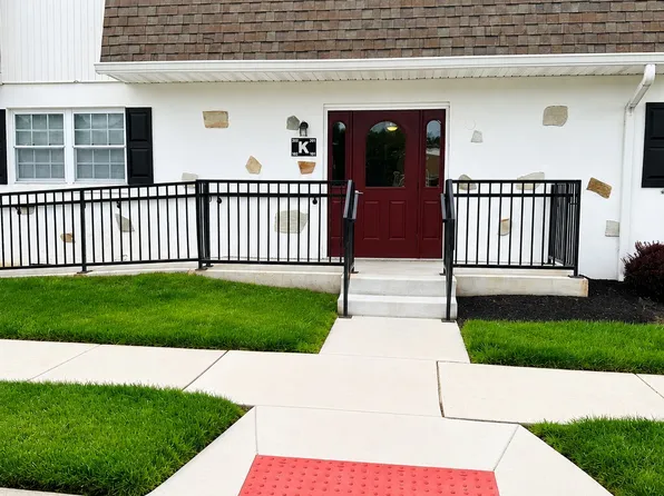 598 Belmont Ave APT K202, Southampton, PA 18966