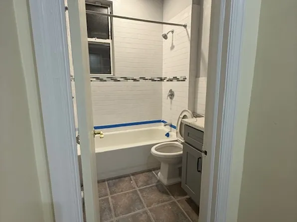 569 Vermont Street image 9 of 19