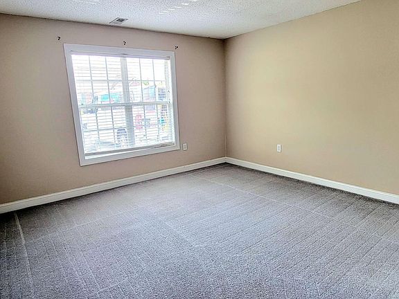5th image of 2956 Jessica Dr #A