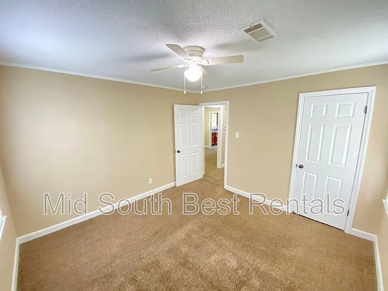 3244 Mario St — Photo 2