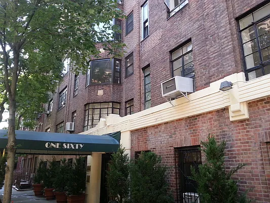 Rented by Corcoran | media 7