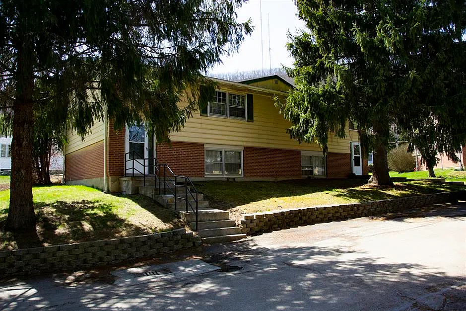 Building Photo 5