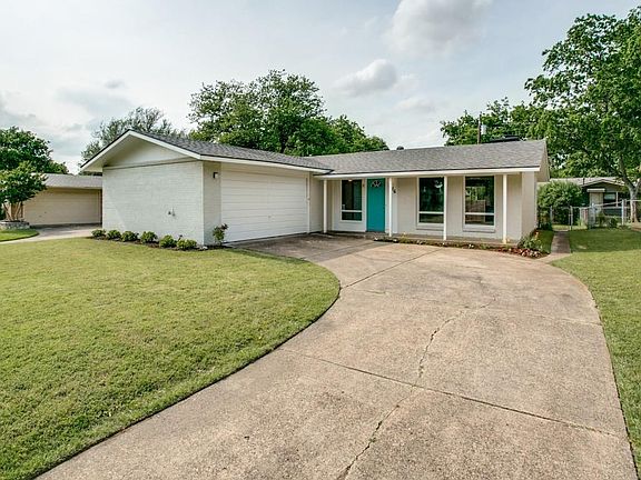 2nd image of 926 Wisteria Way