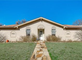 1917 Travis St, Garland, TX 75042