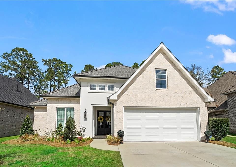 1st image of 124 Natchez Ct