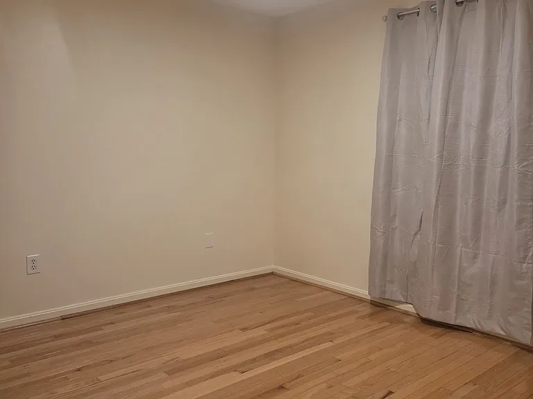 172 Kingston Dr — Photo 25