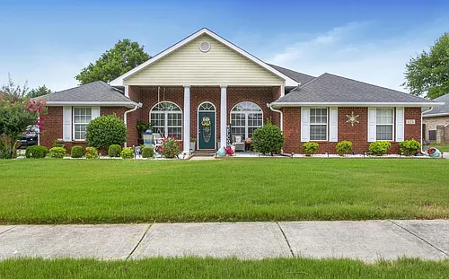 125 Coldsprings Dr Photo 1