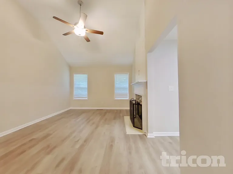 116 Sugar Birch Way — Photo 2