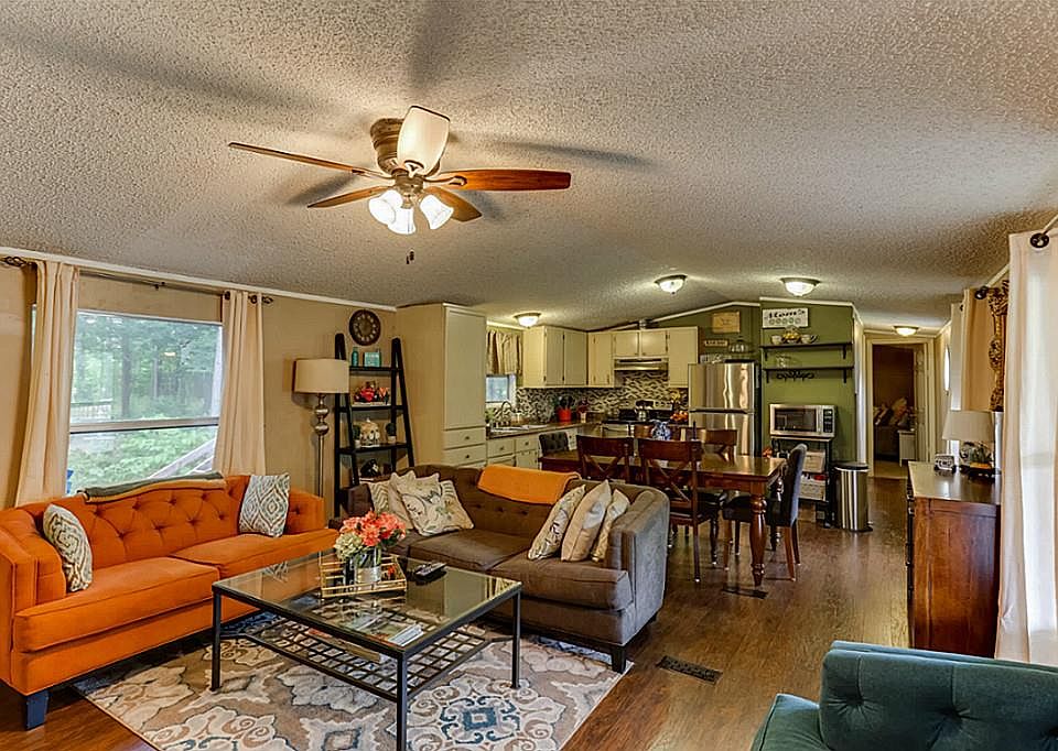 1st image of 19118 Danielle Ct