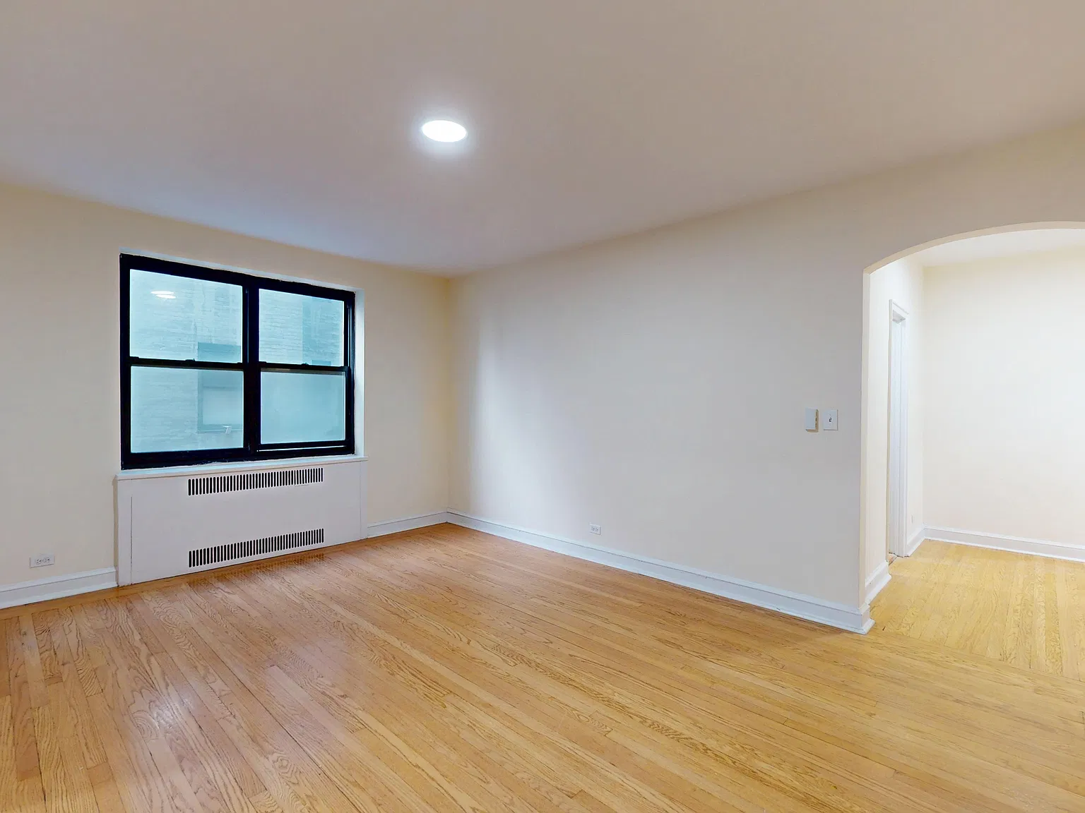 246 East 46th Street — Photo 1