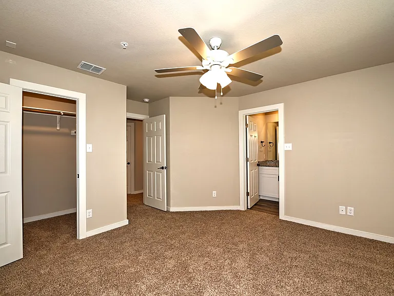 11318 Clearmine St — Photo 36