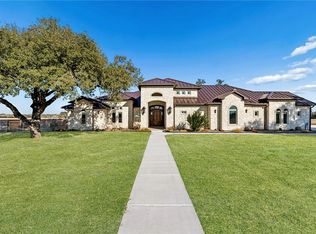 3128 Old Saint Marys Rd, Beeville, TX 78102