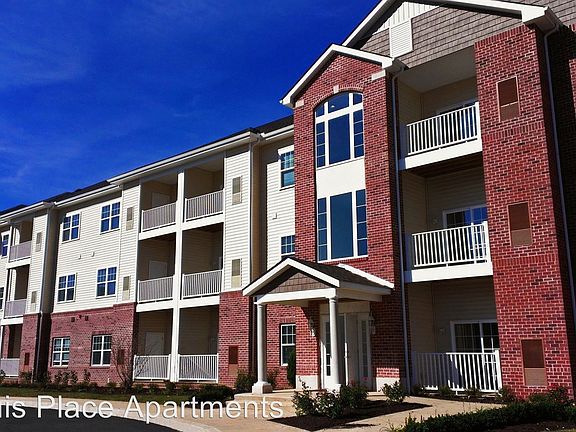 2nd image of 1004 Marquis Pl APT 101