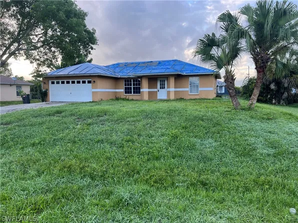 715 Rue Labeau Cir, Fort Myers, FL 33913